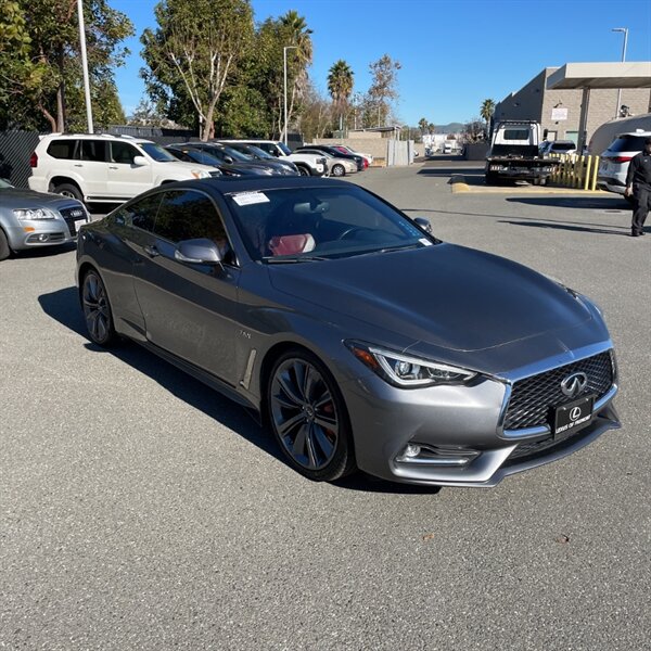 2018 INFINITI Q60 Red Sport 400   - Photo 1 - Sherman Oaks, CA 91423