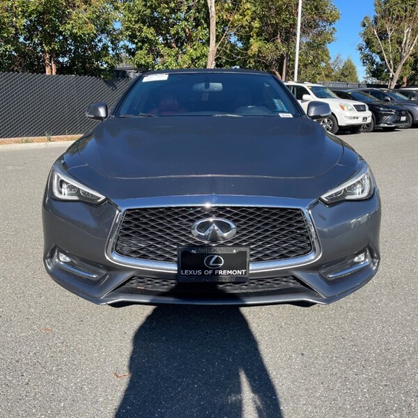 2018 INFINITI Q60 Red Sport 400   - Photo 2 - Sherman Oaks, CA 91423