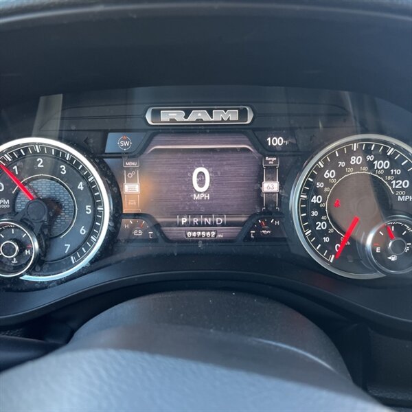 2023 RAM 1500 Laramie   - Photo 20 - Sherman Oaks, CA 91423