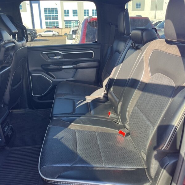 2023 RAM 1500 Laramie   - Photo 15 - Sherman Oaks, CA 91423