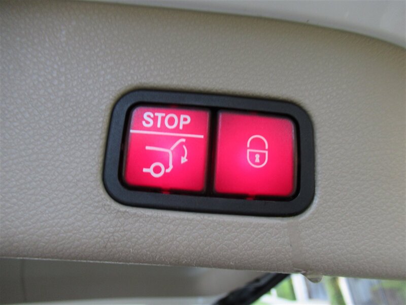 2014 Mercedes-Benz GL 450 4MATIC   - Photo 35 - Sherman Oaks, CA 91423