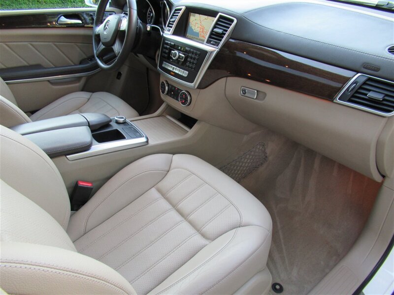 2014 Mercedes-Benz GL 450 4MATIC   - Photo 38 - Sherman Oaks, CA 91423