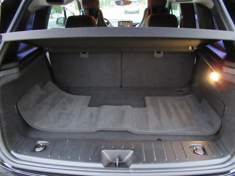 2017 BMW i3 94 Ah   - Photo 30 - Sherman Oaks, CA 91423