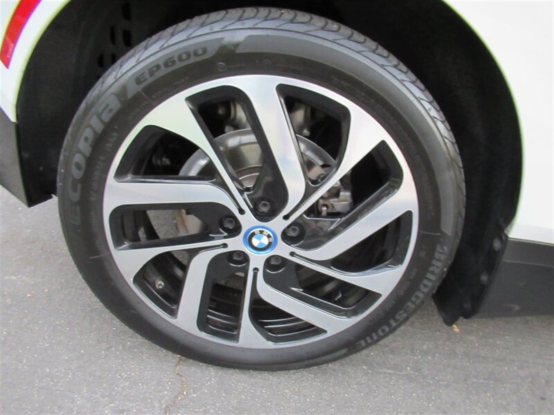 2017 BMW i3 94 Ah   - Photo 15 - Sherman Oaks, CA 91423