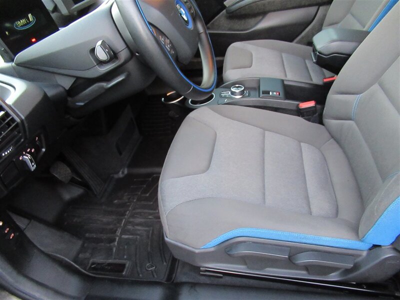 2017 BMW i3 94 Ah   - Photo 18 - Sherman Oaks, CA 91423