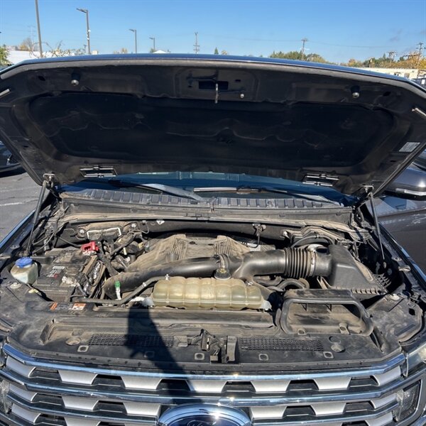 2018 Ford Expedition MAX Limited   - Photo 9 - Sherman Oaks, CA 91423