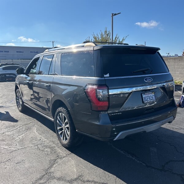 2018 Ford Expedition MAX Limited   - Photo 7 - Sherman Oaks, CA 91423