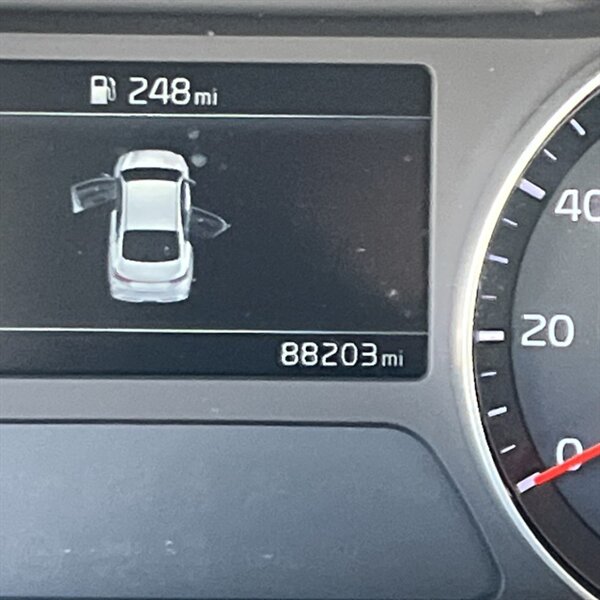 2022 Kia Forte FE   - Photo 18 - Sherman Oaks, CA 91423