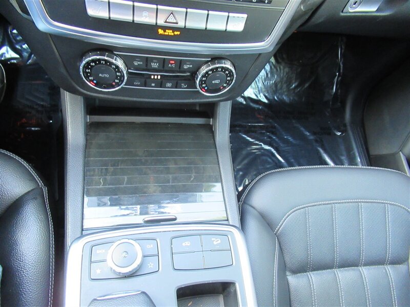 2016 Mercedes-Benz GL 350 BlueTEC   - Photo 25 - Sherman Oaks, CA 91423