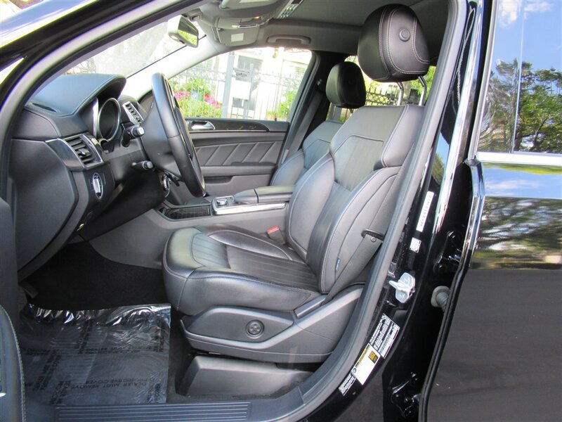 2016 Mercedes-Benz GL 350 BlueTEC   - Photo 18 - Sherman Oaks, CA 91423