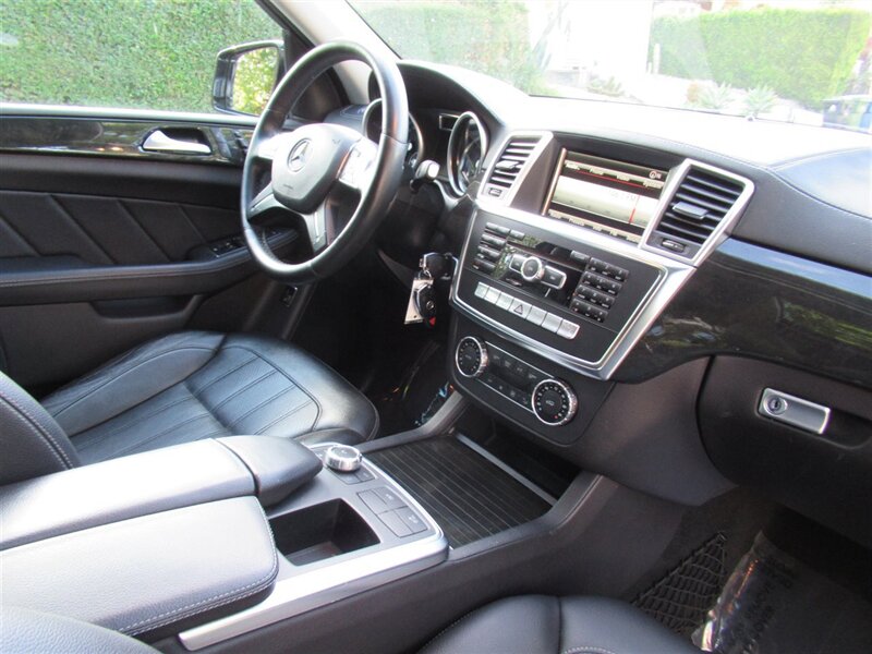 2016 Mercedes-Benz GL 350 BlueTEC   - Photo 37 - Sherman Oaks, CA 91423
