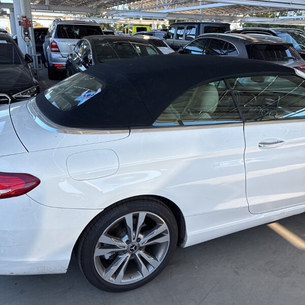 2018 Mercedes-Benz C 300   - Photo 8 - Sherman Oaks, CA 91423