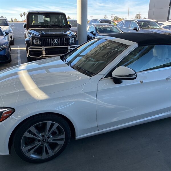 2018 Mercedes-Benz C 300   - Photo 9 - Sherman Oaks, CA 91423