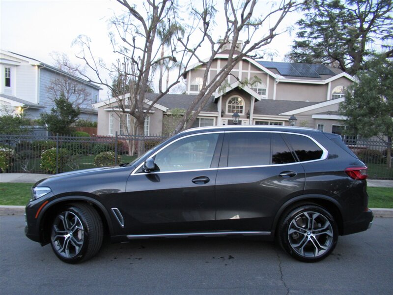 2020 BMW X5 sDrive40i   - Photo 10 - Sherman Oaks, CA 91423