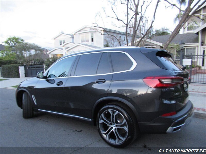 2020 BMW X5 sDrive40i   - Photo 9 - Sherman Oaks, CA 91423