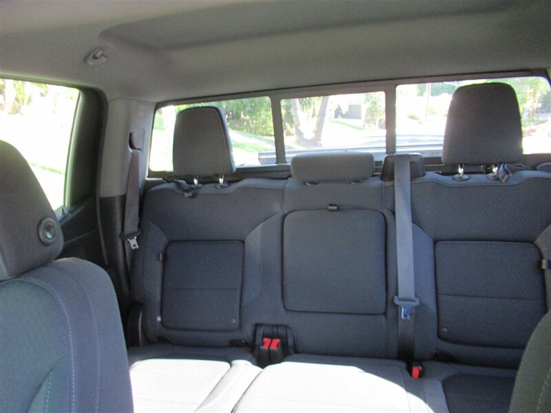 2020 Chevrolet Silverado 1500 LT Trail Boss   - Photo 17 - Sherman Oaks, CA 91423