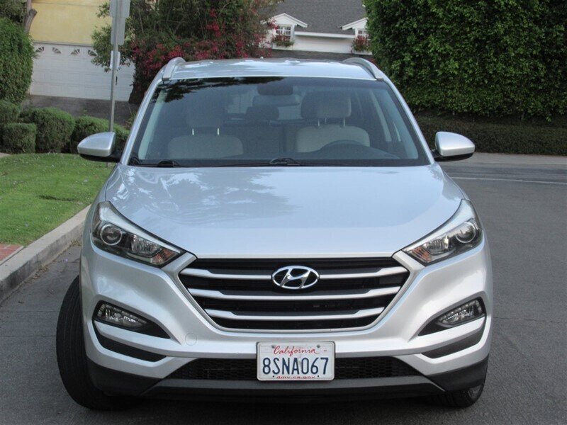 2018 Hyundai TUCSON SEL   - Photo 3 - Sherman Oaks, CA 91423