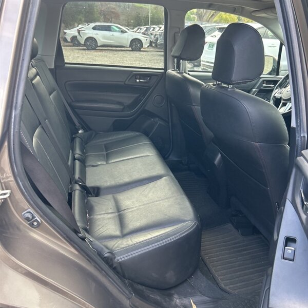 2018 Subaru Forester 2.5i Touring   - Photo 19 - Sherman Oaks, CA 91423