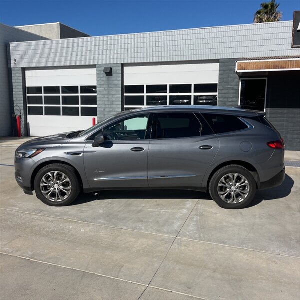 2019 Buick Enclave Avenir   - Photo 10 - Sherman Oaks, CA 91423