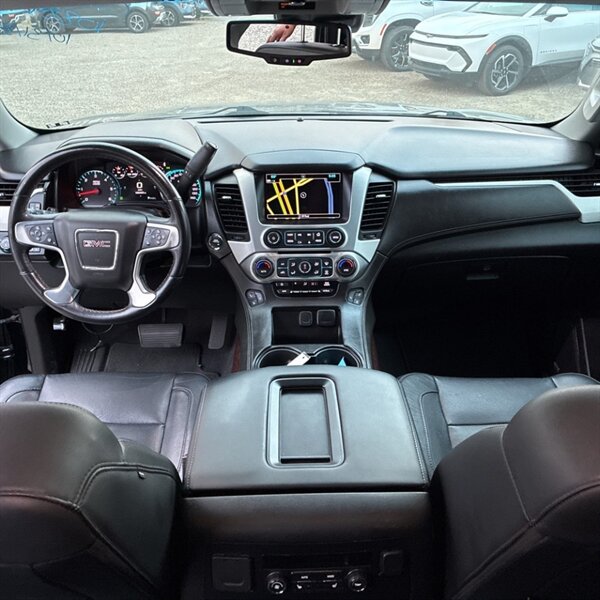 2019 GMC Yukon XL SLT   - Photo 9 - Sherman Oaks, CA 91423