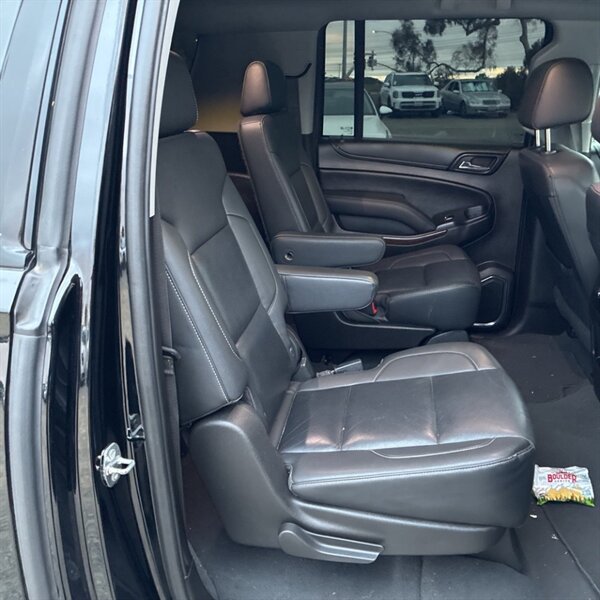 2019 GMC Yukon XL SLT   - Photo 8 - Sherman Oaks, CA 91423