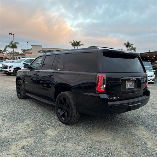 2019 GMC Yukon XL SLT   - Photo 3 - Sherman Oaks, CA 91423