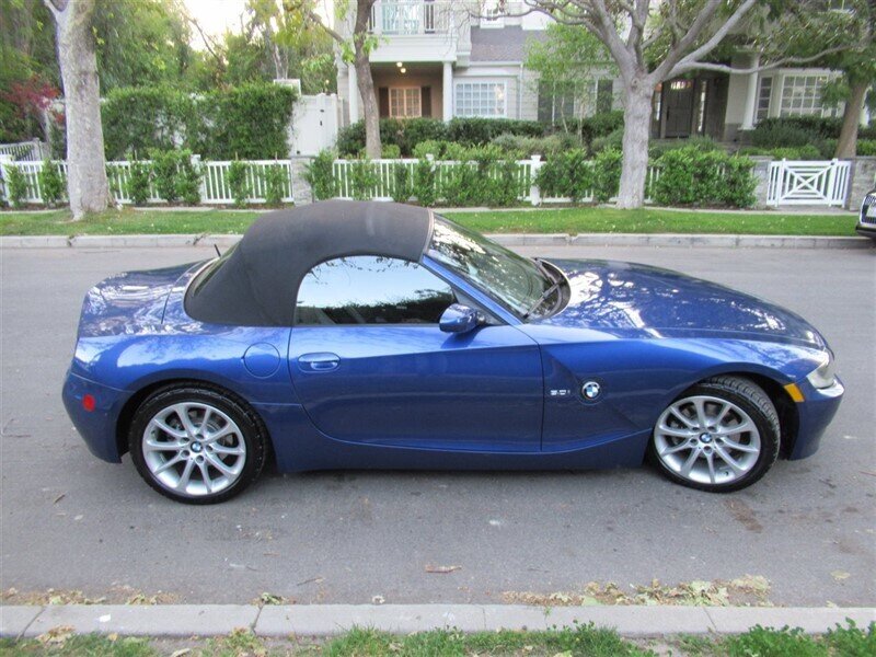 2006 BMW Z4 3.0i   - Photo 37 - Sherman Oaks, CA 91423