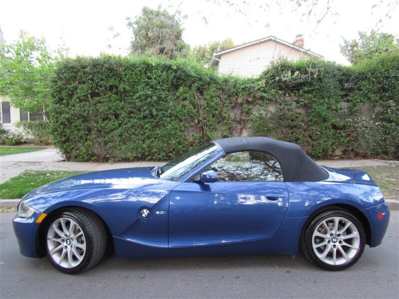 2006 BMW Z4 3.0i   - Photo 34 - Sherman Oaks, CA 91423