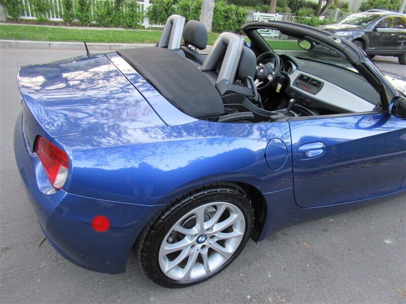 2006 BMW Z4 3.0i   - Photo 28 - Sherman Oaks, CA 91423