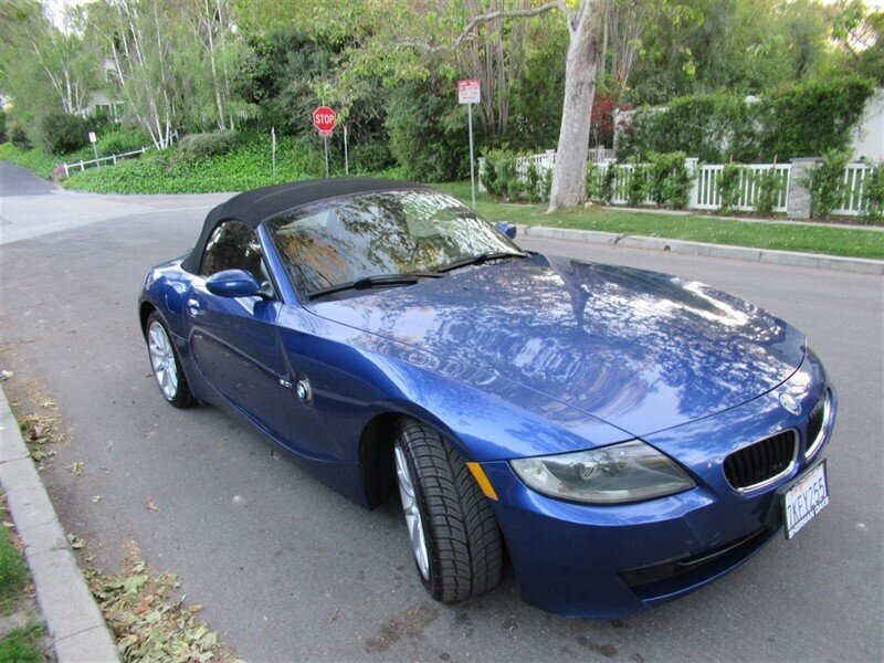 2006 BMW Z4 3.0i   - Photo 38 - Sherman Oaks, CA 91423