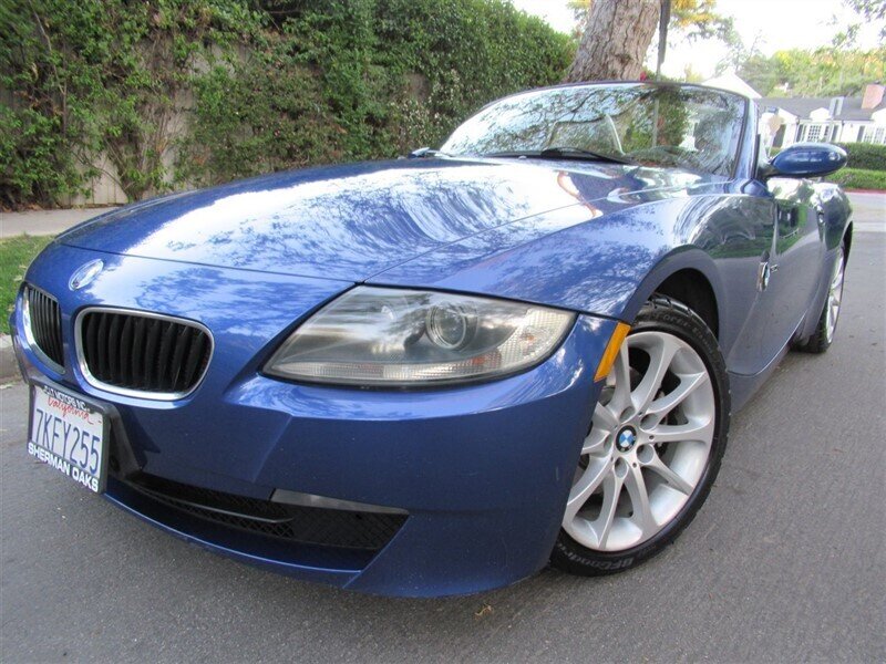 2006 BMW Z4 3.0i   - Photo 32 - Sherman Oaks, CA 91423