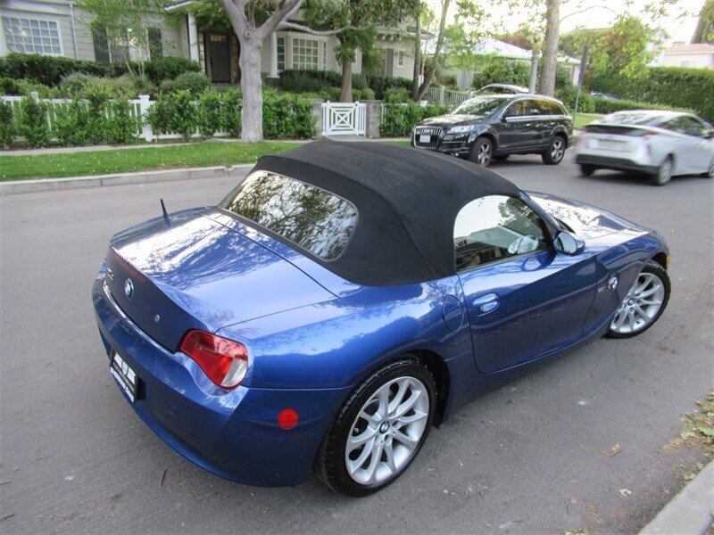 2006 BMW Z4 3.0i   - Photo 36 - Sherman Oaks, CA 91423