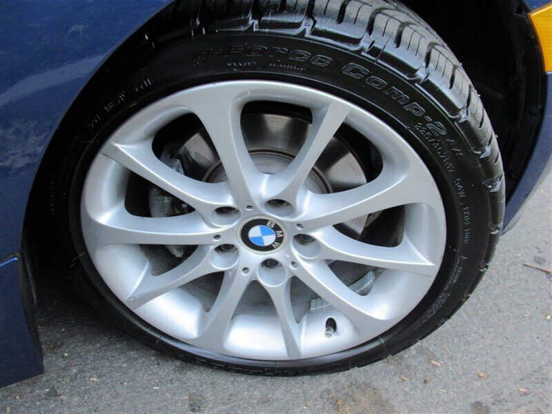 2006 BMW Z4 3.0i   - Photo 12 - Sherman Oaks, CA 91423
