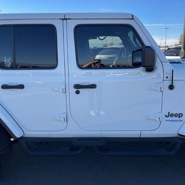 2021 Jeep Wrangler Unlimited Rubicon 4xe   - Photo 13 - Sherman Oaks, CA 91423