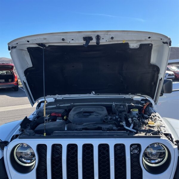 2021 Jeep Wrangler Unlimited Rubicon 4xe   - Photo 14 - Sherman Oaks, CA 91423