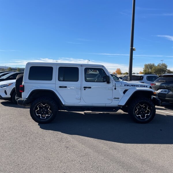 2021 Jeep Wrangler Unlimited Rubicon 4xe   - Photo 5 - Sherman Oaks, CA 91423