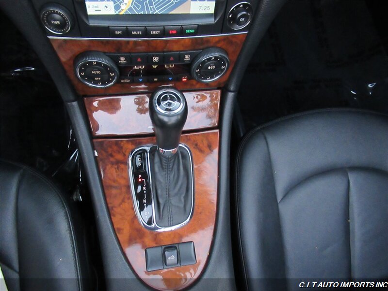 2008 Mercedes-Benz CLK CLK 350   - Photo 21 - Sherman Oaks, CA 91423