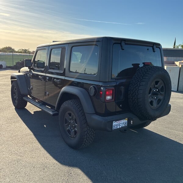 2021 Jeep Wrangler Unlimited Sport   - Photo 11 - Sherman Oaks, CA 91423