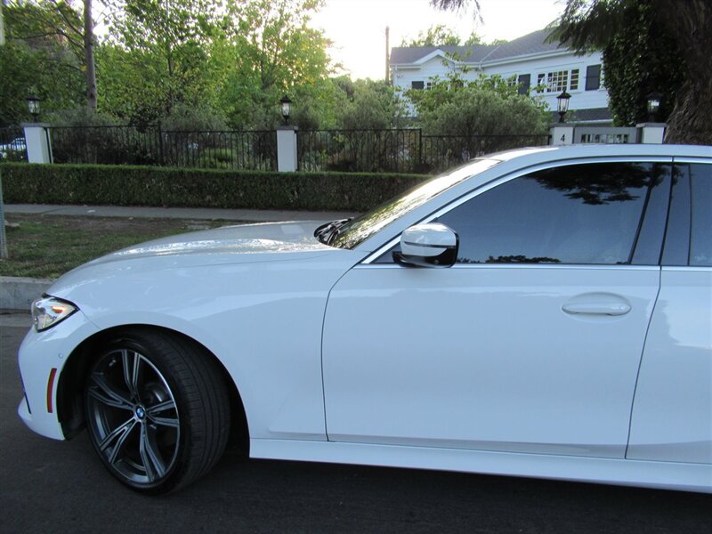 2019 BMW 330i   - Photo 40 - Sherman Oaks, CA 91423