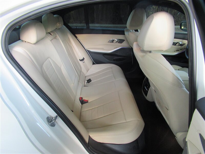 2019 BMW 330i   - Photo 34 - Sherman Oaks, CA 91423