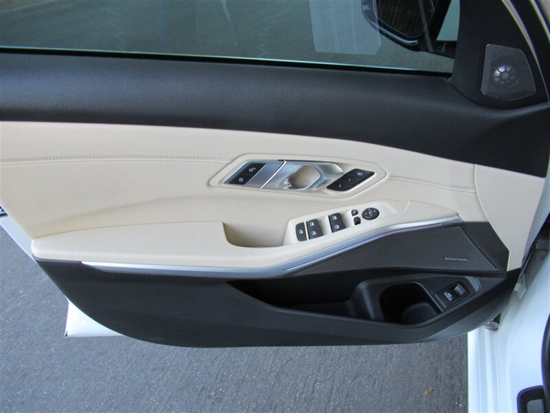 2019 BMW 330i   - Photo 21 - Sherman Oaks, CA 91423