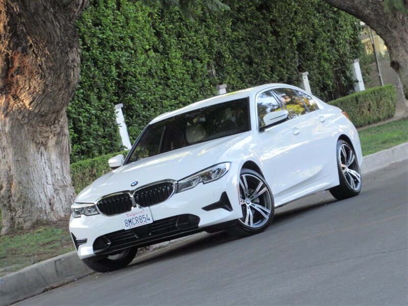 2019 BMW 330i  