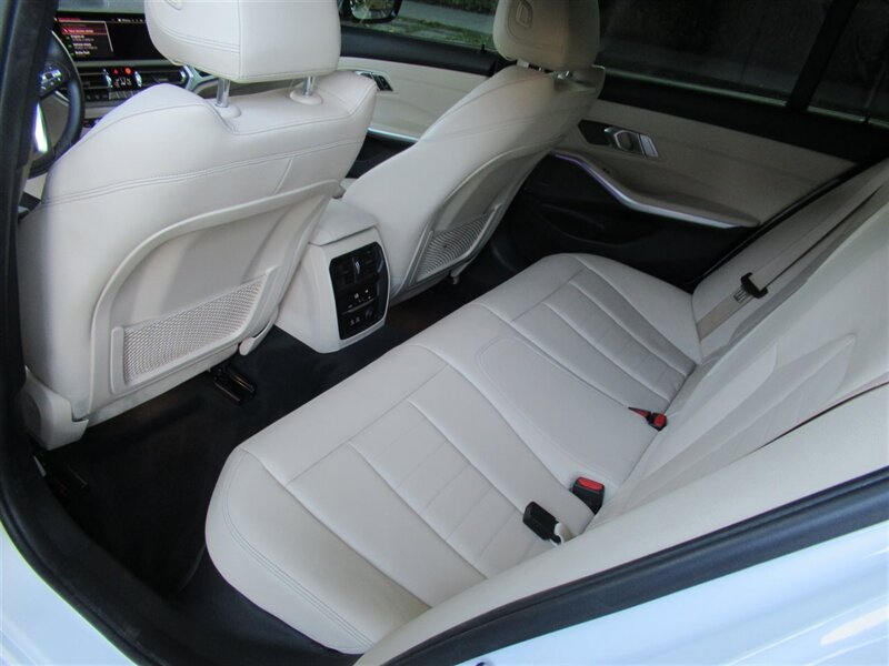 2019 BMW 330i   - Photo 29 - Sherman Oaks, CA 91423