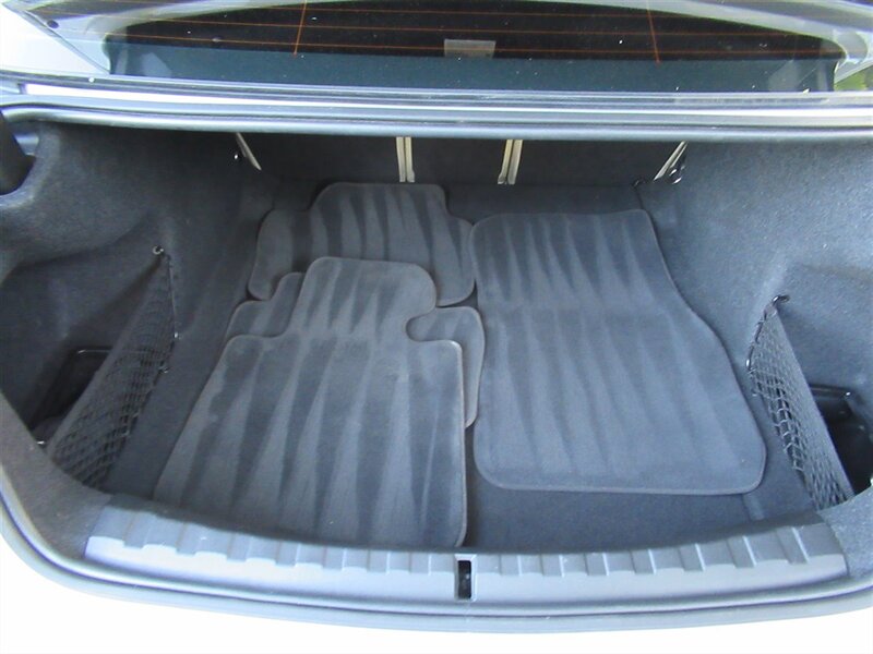 2019 BMW 330i   - Photo 33 - Sherman Oaks, CA 91423