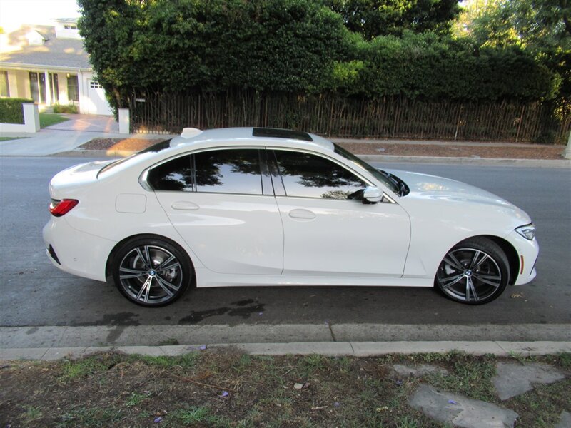 2019 BMW 330i   - Photo 13 - Sherman Oaks, CA 91423