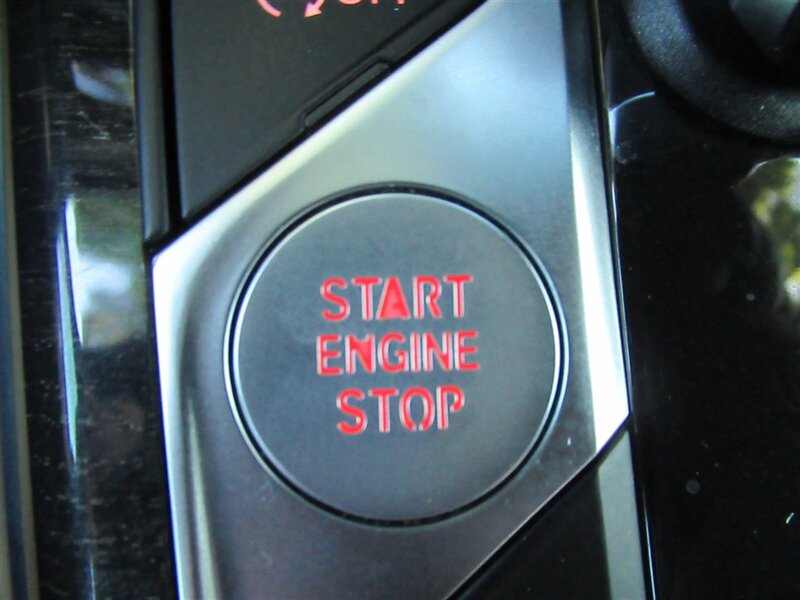 2019 BMW 330i   - Photo 27 - Sherman Oaks, CA 91423