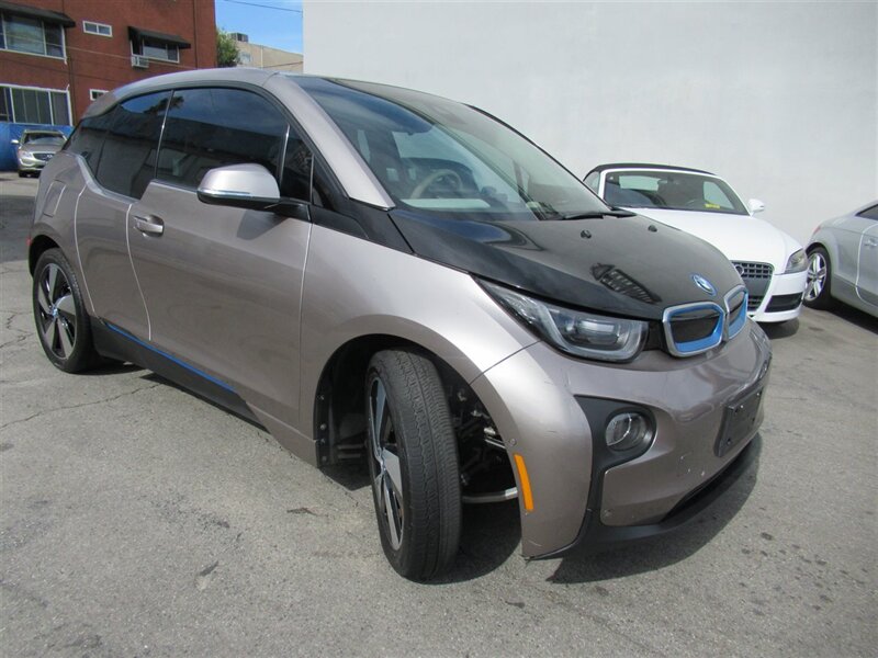 2014 BMW i3   - Photo 9 - Sherman Oaks, CA 91423