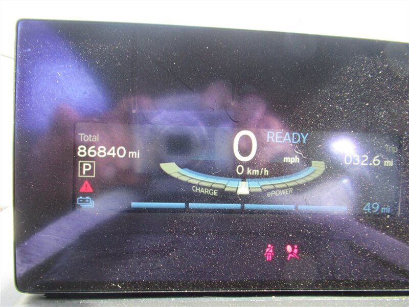 2014 BMW i3   - Photo 19 - Sherman Oaks, CA 91423