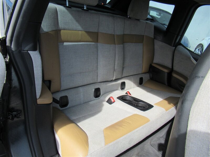 2014 BMW i3   - Photo 24 - Sherman Oaks, CA 91423