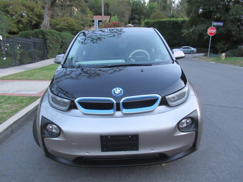 2014 BMW i3   - Photo 6 - Sherman Oaks, CA 91423